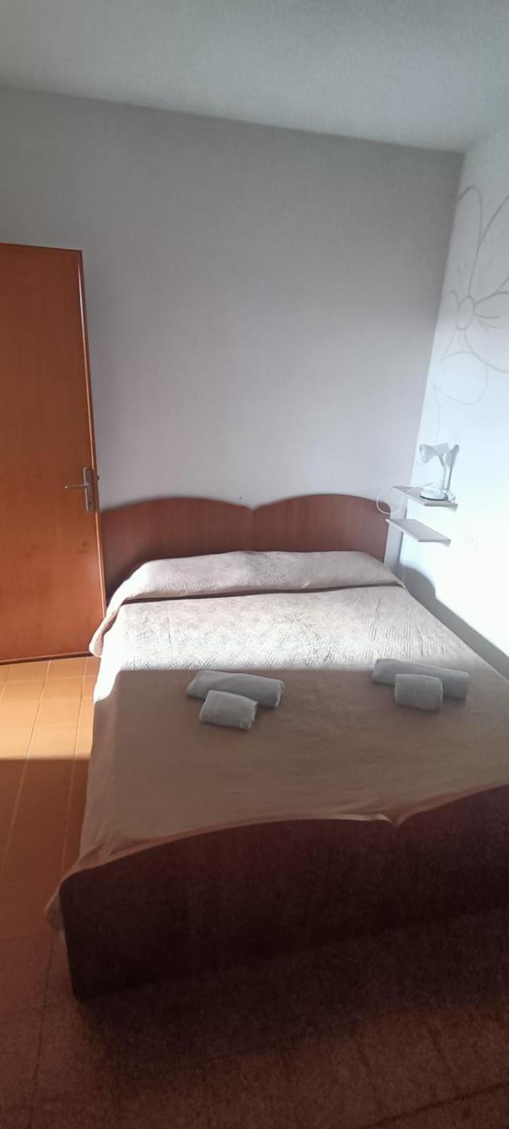Camping Ermosa Posada  Ngoại thất bức ảnh
