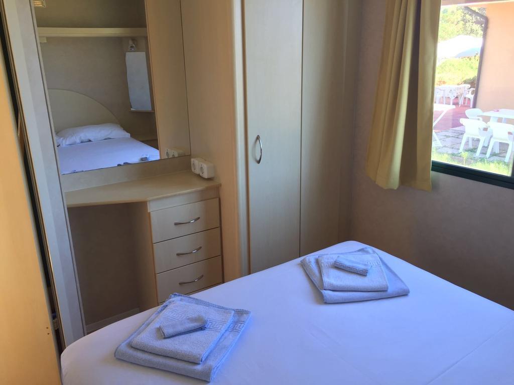 Camping Ermosa Posada  Ngoại thất bức ảnh